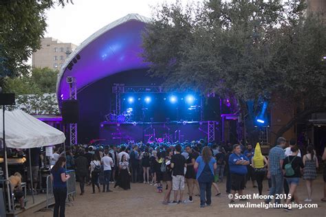 stubbs waller amphitheatre capacity